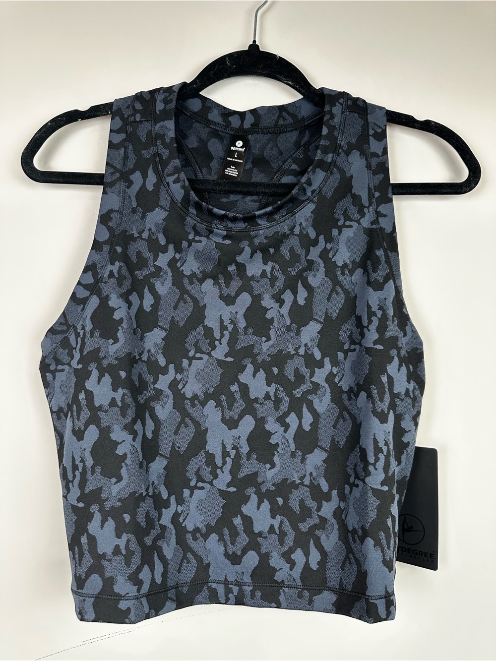 Cropped Sleeveless Active Tank in Black & Slate Blue Camo